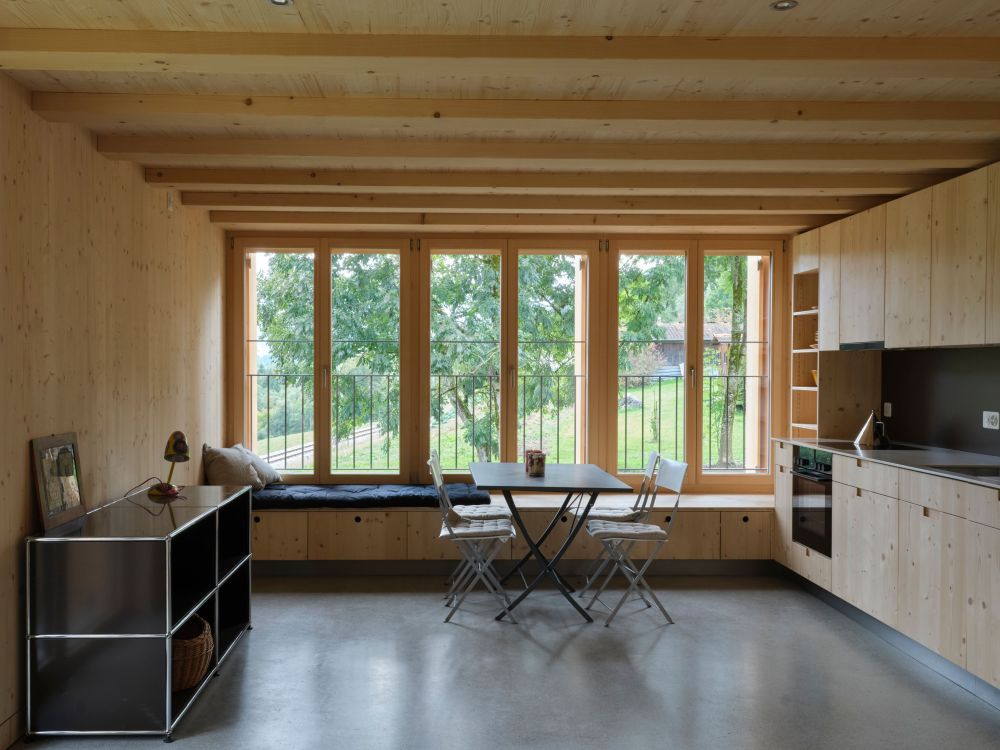 Réhabilitation d’une grange protégée en Gruyère